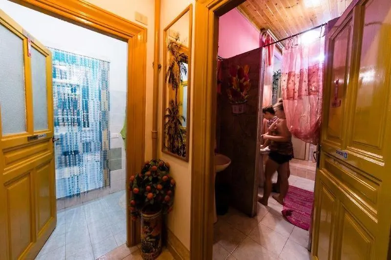 Sunshine Hostel-1